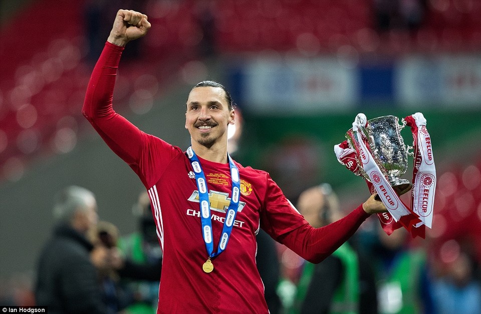 Niềm vui vỡ òa của MU khi giành chức vô địch League Cup - 2 Ibrahimovic xứng đáng là Ngài danh hiệu khi vô địch ở bất cứ CLB nào từng góp mặt