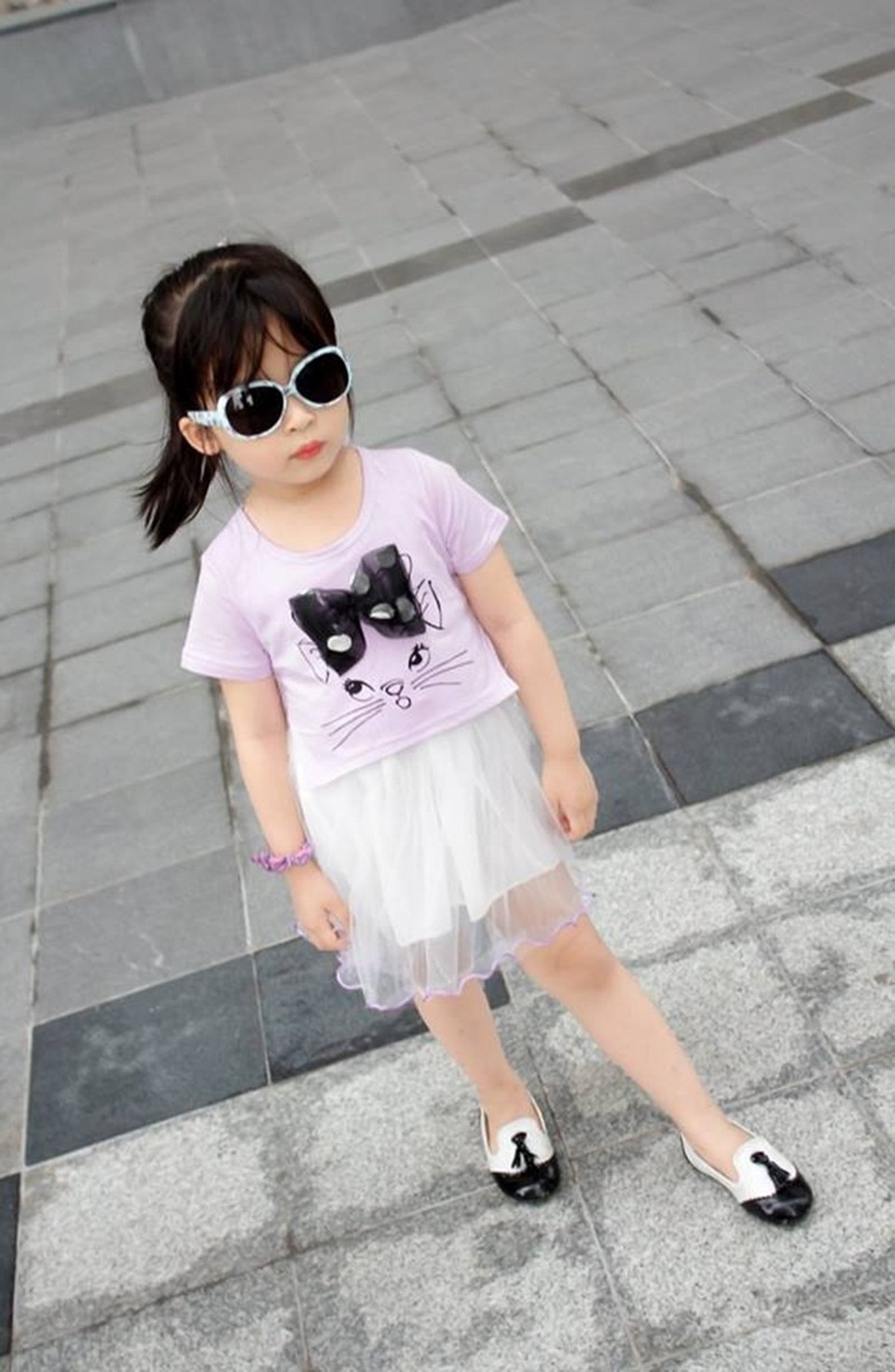 “Chi Pu phiên bản nhí” đốn tim với phong cách siêu mẫu - 8 “Chi Pu phiên bản nhí” đốn tim với phong cách siêu mẫu - 8