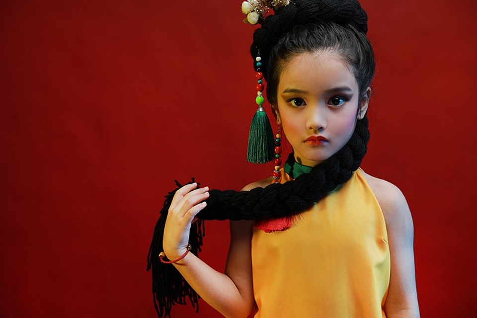 Mẫu nhí đa tài được mệnh danh là “thiên thần Quốc khánh” Suri Bảo Hân