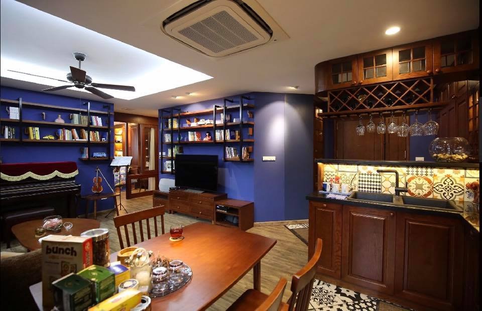 Màu sắc chủ đạo trong căn nhà mà Thuỳ Dương chọn là xanh cô ban.