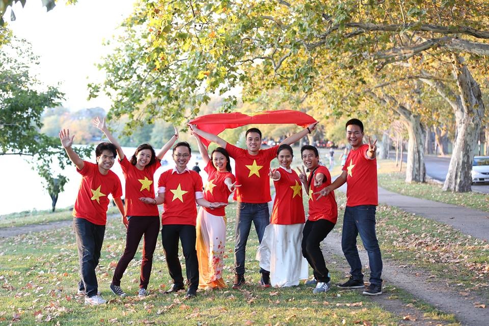 8X Việt nghiên cứu trí tuệ nhân tạo, giành học bổng tiến sĩ Mỹ 7 tỷ đồng - 3
Mậu Tuấn rất tâm huyết với việc giúp các bạn trẻ Việt giàu đam mê, nhiệt huyết phát triển.