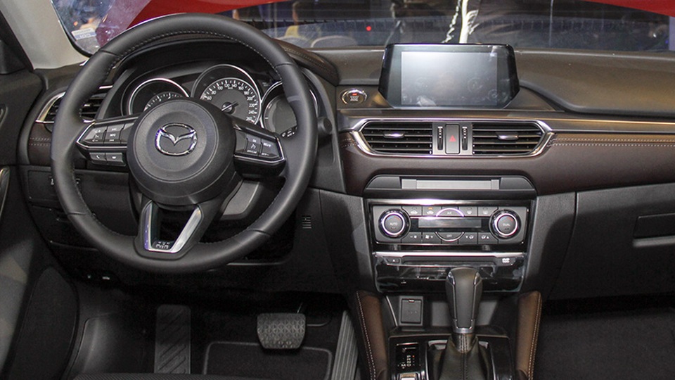 Mazda6 mới tăng giá 60-100 triệu đồng - 1 Mazda6 mới tăng giá 60-100 triệu đồng - 1