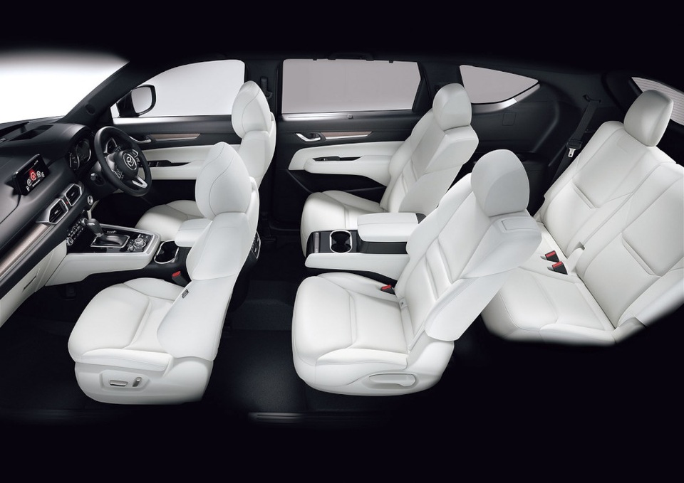 Mazda chính thức giới thiệu mẫu CX-8 - 8