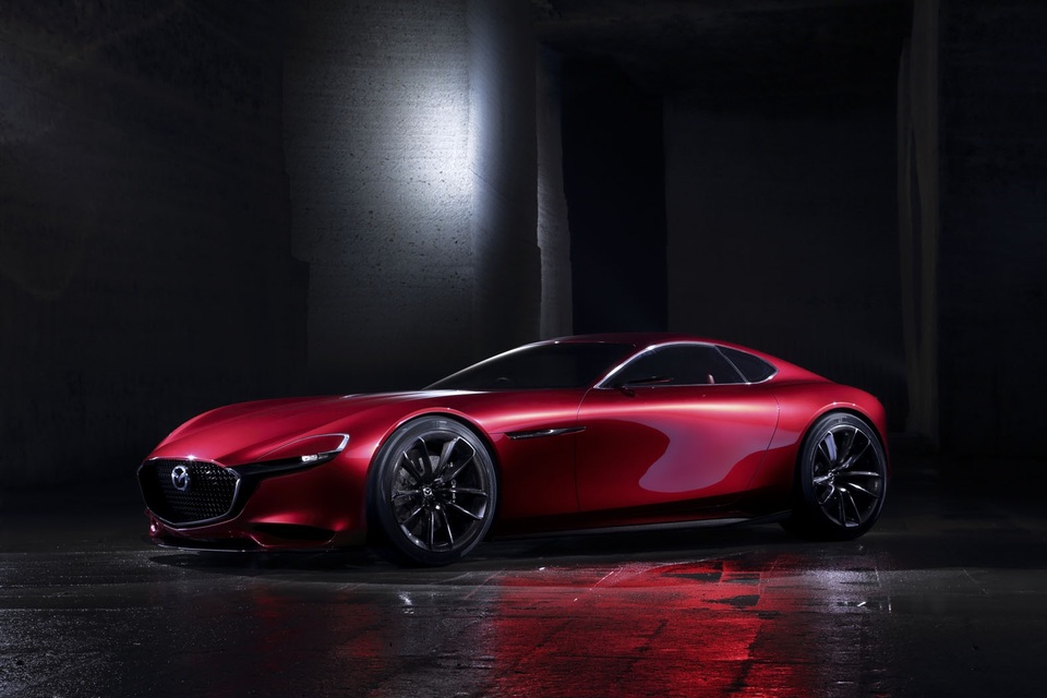 Mazda xác nhận động cơ xoay sẽ trở lại vào năm 2019 - 1
Chiếc RX-Vision Concept mở đầu cho sự trở lại của động cơ xoay của Mazda
