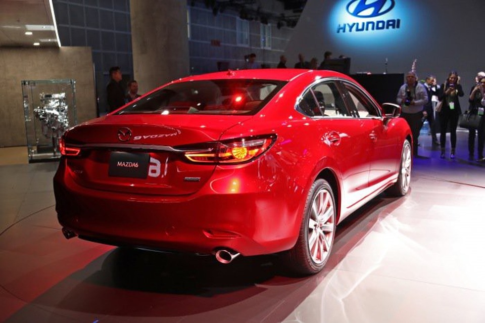 Mazda6 phiên bản nâng cấp chính thức ra mắt - Động cơ mới - 7 Mazda6 phiên bản nâng cấp chính thức ra mắt - Động cơ mới - 7