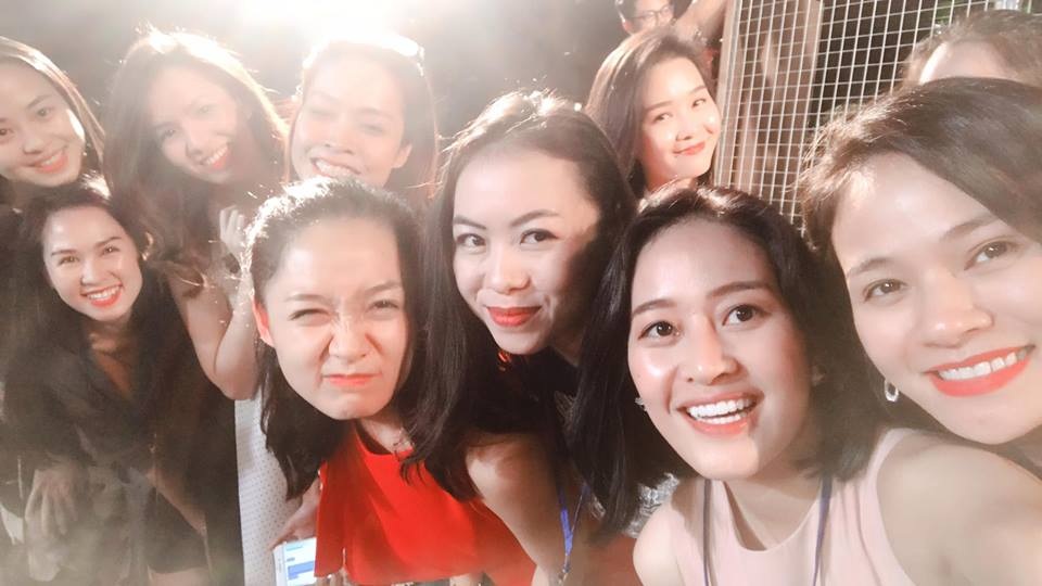 Hậu trường dàn gái xinh, trai đẹp hot nhất VTV đi... catwalk - 6 Bên cạnh những người mẫu nghiệp dư thì cũng có BTV của VTV đã từng là người mẫu, người đẹp,...