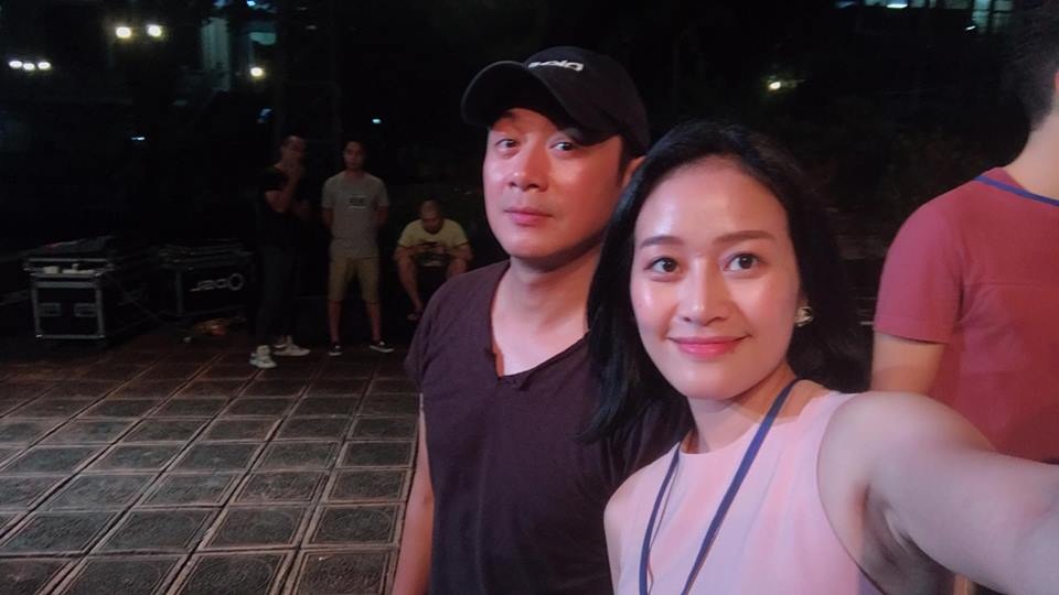 Hậu trường dàn gái xinh, trai đẹp hot nhất VTV đi... catwalk - 4 BTV Anh Tuấn là Tổng Đạo diễn của chương trình.