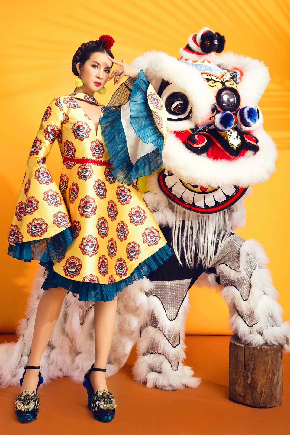 MC Thanh Mai “mộng mị” trong bộ ảnh cảm hứng từ tín ngưỡng thờ Mẫu - 2 MC Thanh Mai “mộng mị” trong bộ ảnh cảm hứng từ tín ngưỡng thờ Mẫu - 2