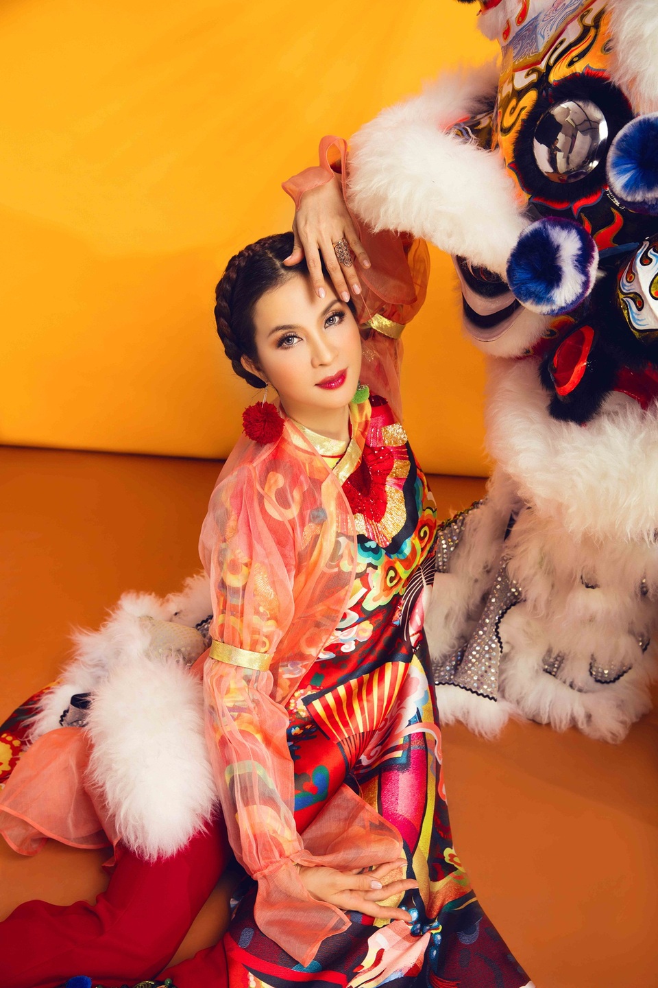 MC Thanh Mai “mộng mị” trong bộ ảnh cảm hứng từ tín ngưỡng thờ Mẫu - 5 MC Thanh Mai “mộng mị” trong bộ ảnh cảm hứng từ tín ngưỡng thờ Mẫu - 5