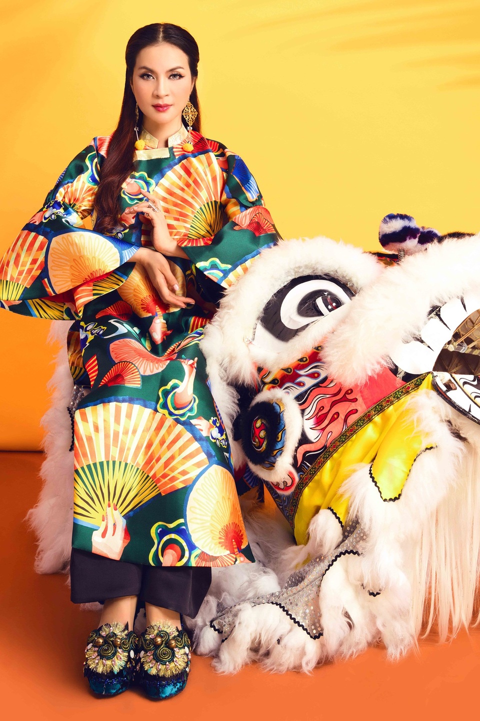 MC Thanh Mai “mộng mị” trong bộ ảnh cảm hứng từ tín ngưỡng thờ Mẫu - 11 MC Thanh Mai “mộng mị” trong bộ ảnh cảm hứng từ tín ngưỡng thờ Mẫu - 11