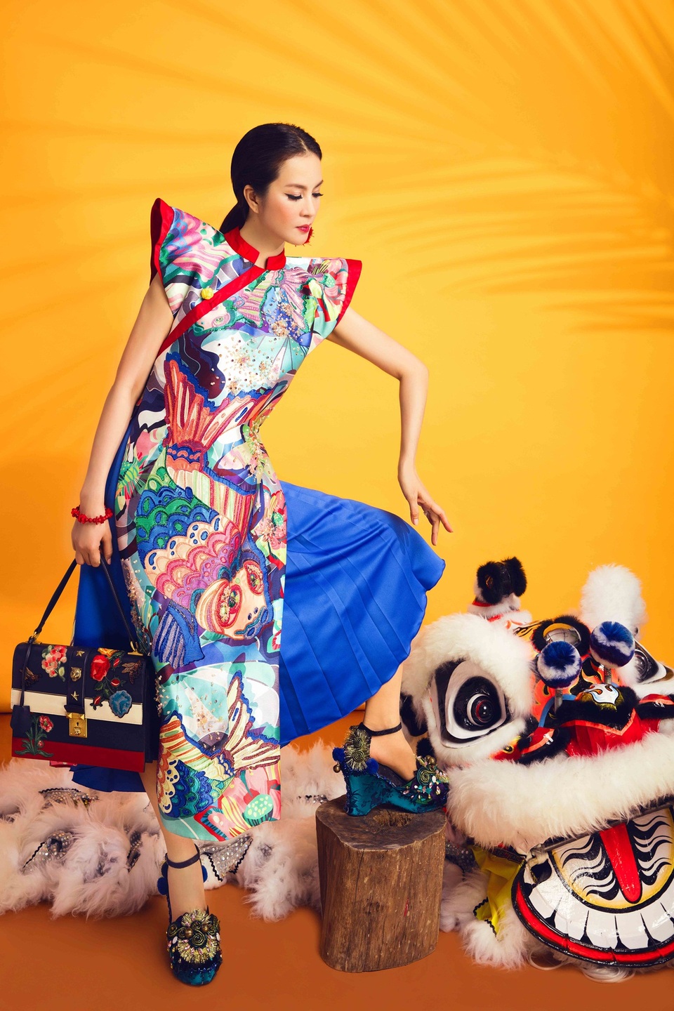 MC Thanh Mai “mộng mị” trong bộ ảnh cảm hứng từ tín ngưỡng thờ Mẫu - 9 MC Thanh Mai “mộng mị” trong bộ ảnh cảm hứng từ tín ngưỡng thờ Mẫu - 9