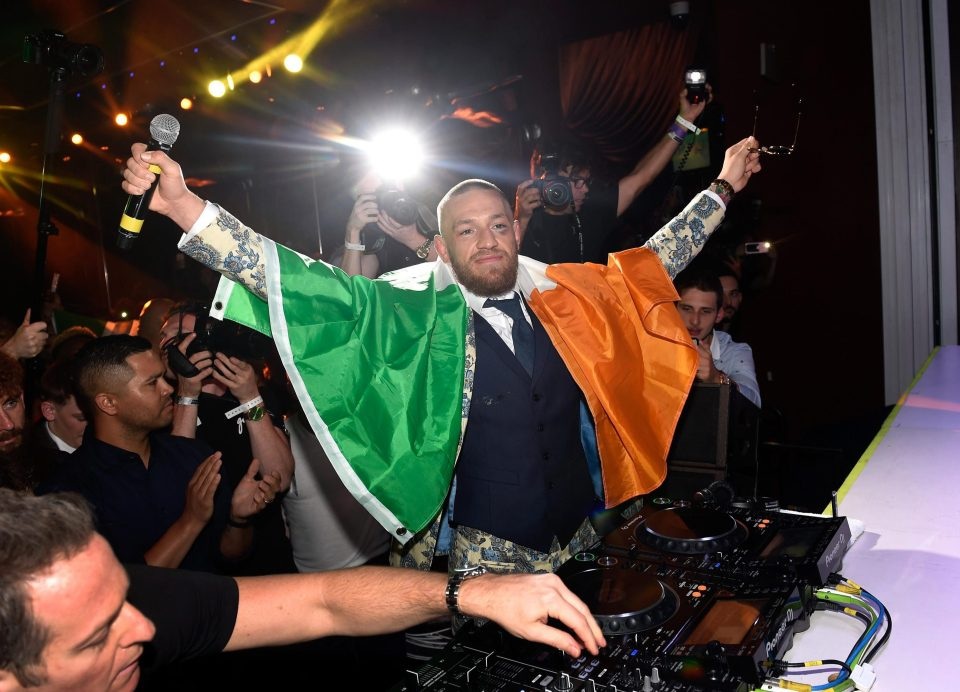 McGregor tổ chức tiệc ăn mừng hoành tráng dù thất bại trước Mayweather - 2 Dù thất bại trước Mayweather nhưng McGregor vô cùng ngạo nghễ