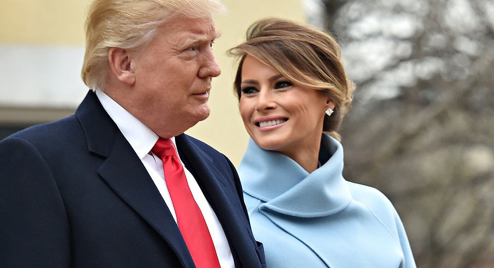 5 cách bà Melania có thể giúp Tổng thống Trump “xốc” lại hình ảnh - 1
Đệ nhất phu nhân Mỹ Melania và Tổng thống Donald Trump trong ngày nhậm chức 20/1. (Ảnh: Getty)