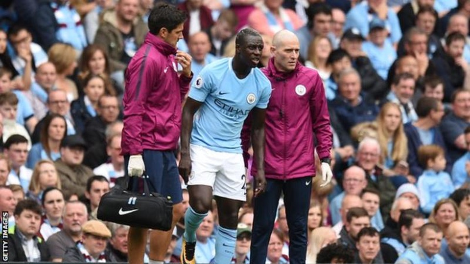 Hậu vệ đắt giá nhất thế giới của Man City nghỉ hết mùa? - 1 Benjamin Mendy có nguy cơ nghỉ thi đấu 9 tháng
