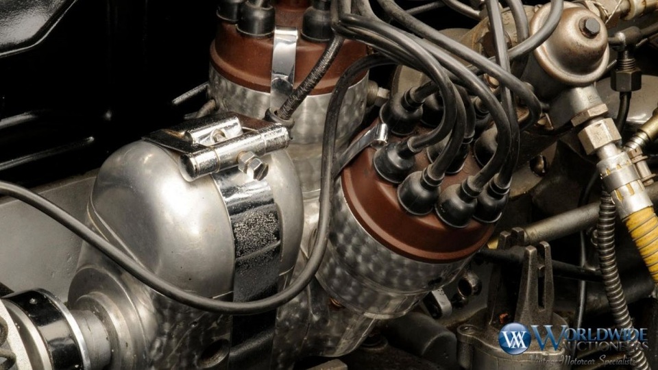 Cận cảnh chiếc Mercedes-Benz bọc thép của Hitler - 10 Cận cảnh chiếc Mercedes-Benz bọc thép của Hitler - 10
