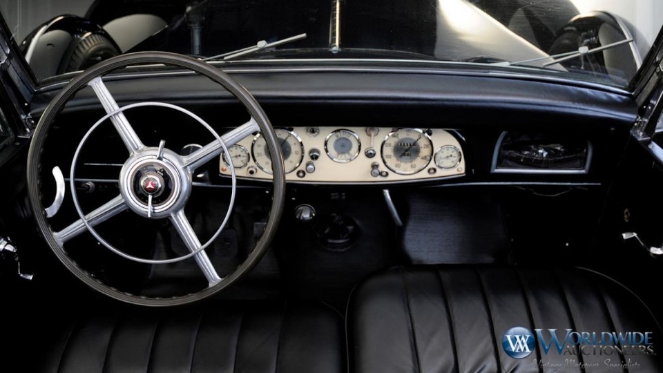 Cận cảnh chiếc Mercedes-Benz bọc thép của Hitler - 4 Cận cảnh chiếc Mercedes-Benz bọc thép của Hitler - 4
