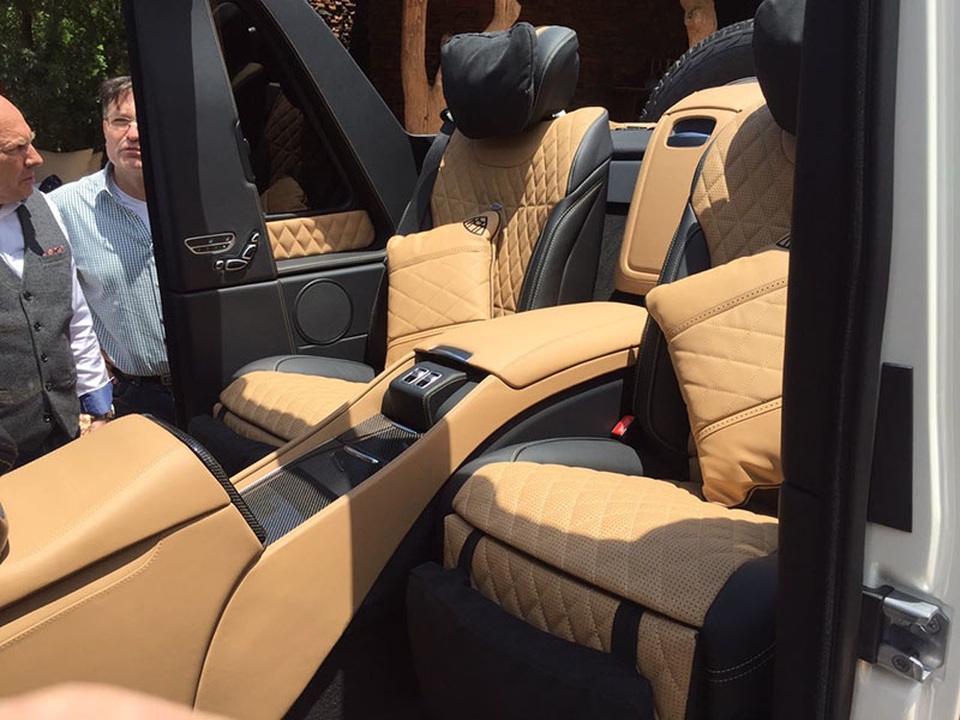 Mercedes-Maybach G650 Landaulet lộ diện trước giờ G - 4 Mercedes-Maybach G650 Landaulet lộ diện trước giờ G - 4