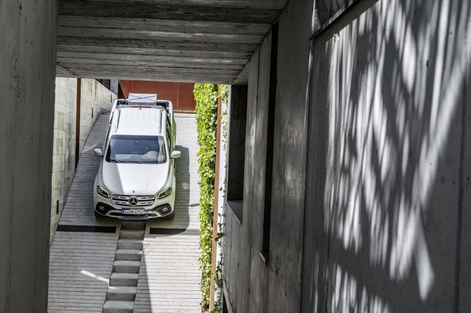X-Class - Cuộc chơi bán tải của Mercedes-Benz - 19 X-Class - Cuộc chơi bán tải của Mercedes-Benz - 19