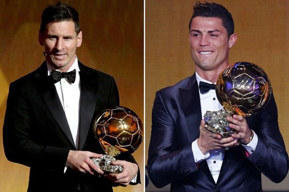 C.Ronaldo gọi điện báo cho Messi sau khi giành Quả bóng vàng - 1 C.Ronaldo báo tin mình sẽ giành giải Quả bóng vàng 2017 cho Messi