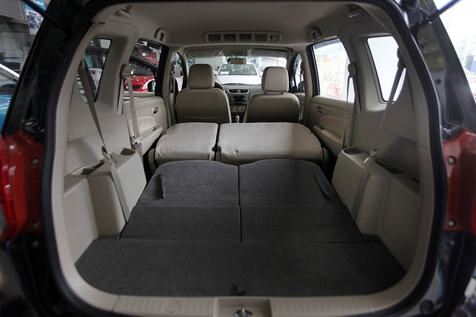 Suzuki Ertiga - Mẫu xe thực dụng cho đô thị - 10 Sự linh động trên hai hàng ghế sau của Suzuki Ertiga