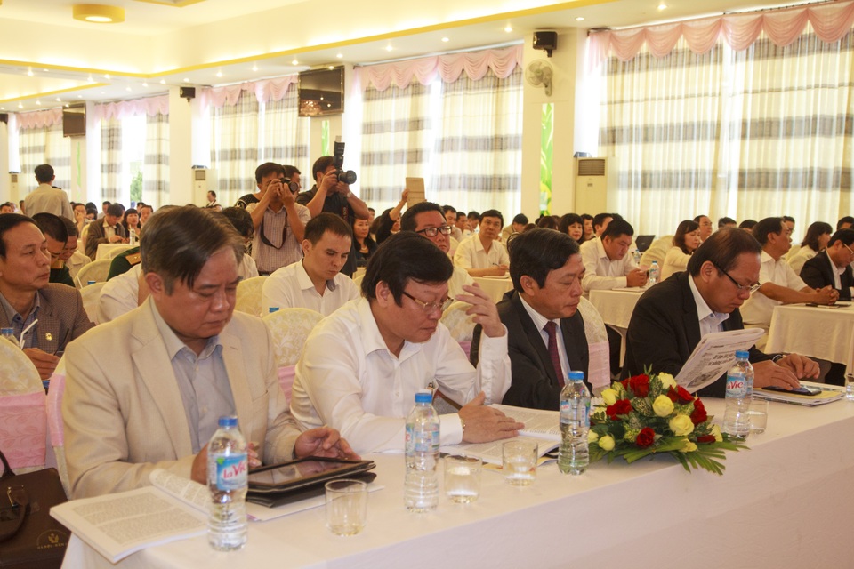 Ngăn chặn, xử lý việc vi phạm đạo đức người làm báo - 1 Ngăn chặn, xử lý việc vi phạm đạo đức người làm báo - 1