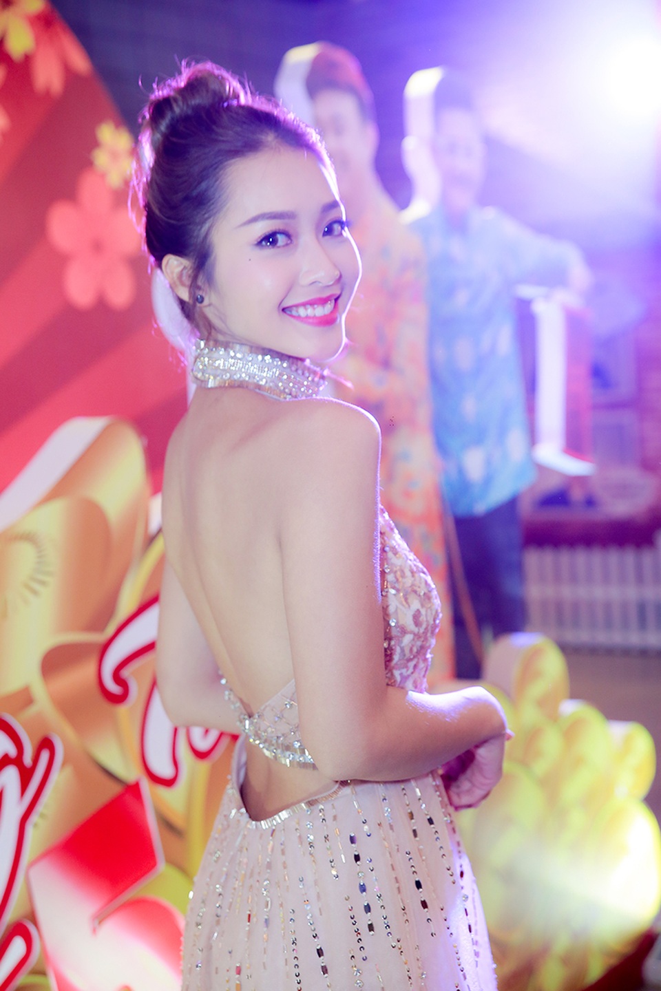 Hotgirl Khả Ngân “Tôi bỏ học vì đi làm phim kiếm tiền” - 3 Hotgirl Khả Ngân “Tôi bỏ học vì đi làm phim kiếm tiền” - 3