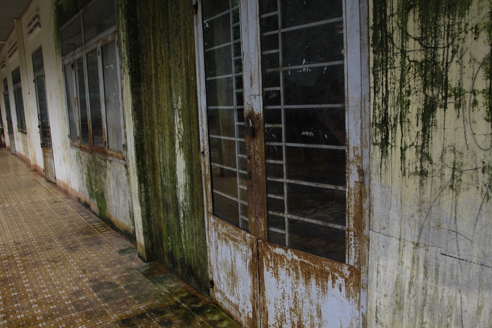 Phòng học đóng cửa vì chưa được sửa chữa