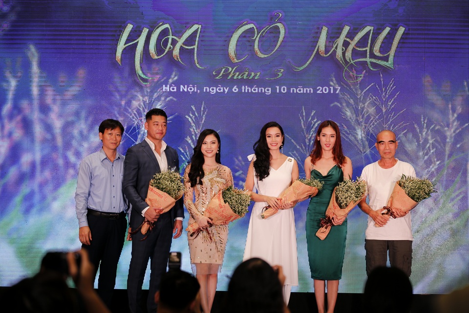Đạo diễn Lưu Trọng Ninh bất ngờ đổ bệnh khi đang làm phim “Hoa cỏ may” - 2 Phần 3 của phim có nhiều gương mặt diễn viên tay ngang.