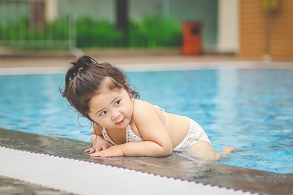 Mẫu nhí 2 tuổi diện bikini “siêu đáng yêu" - 15 Mẫu nhí 2 tuổi diện bikini “siêu đáng yêu" - 15