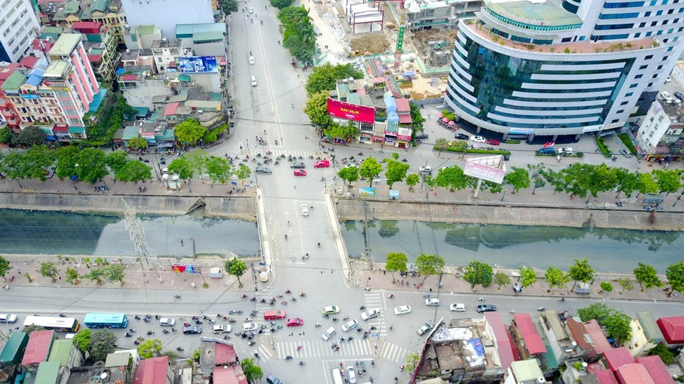 
Cầu Mai Động cũng sẽ được xây dựng lại để mở rộng tương xứng với đường mới.
