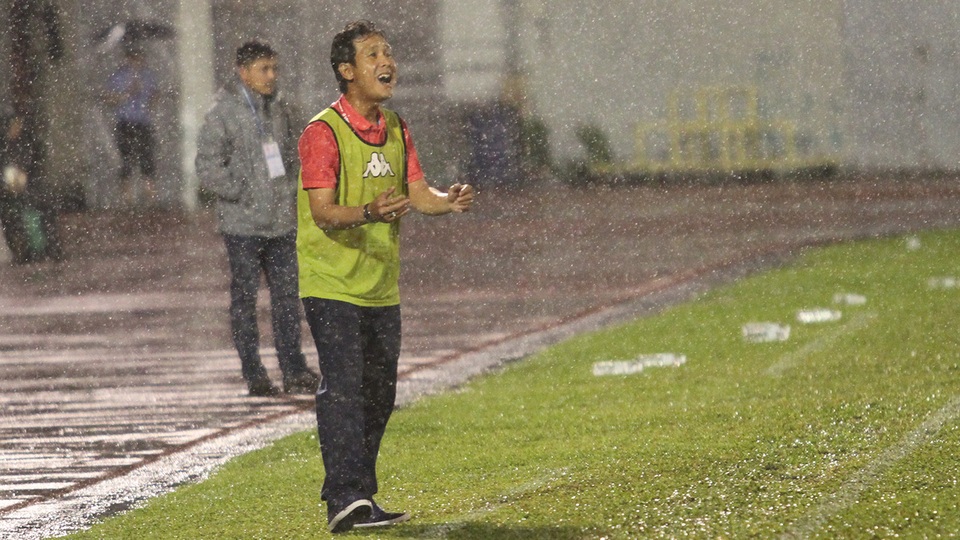 HLV Minh Phương thừa nhận Long An không còn cơ hội trụ lại V-League - 1 HLV Nguyễn Minh Phương đã chuẩn bị tinh thần cho khả năng đội Long An rớt hạng (ảnh: T.V)