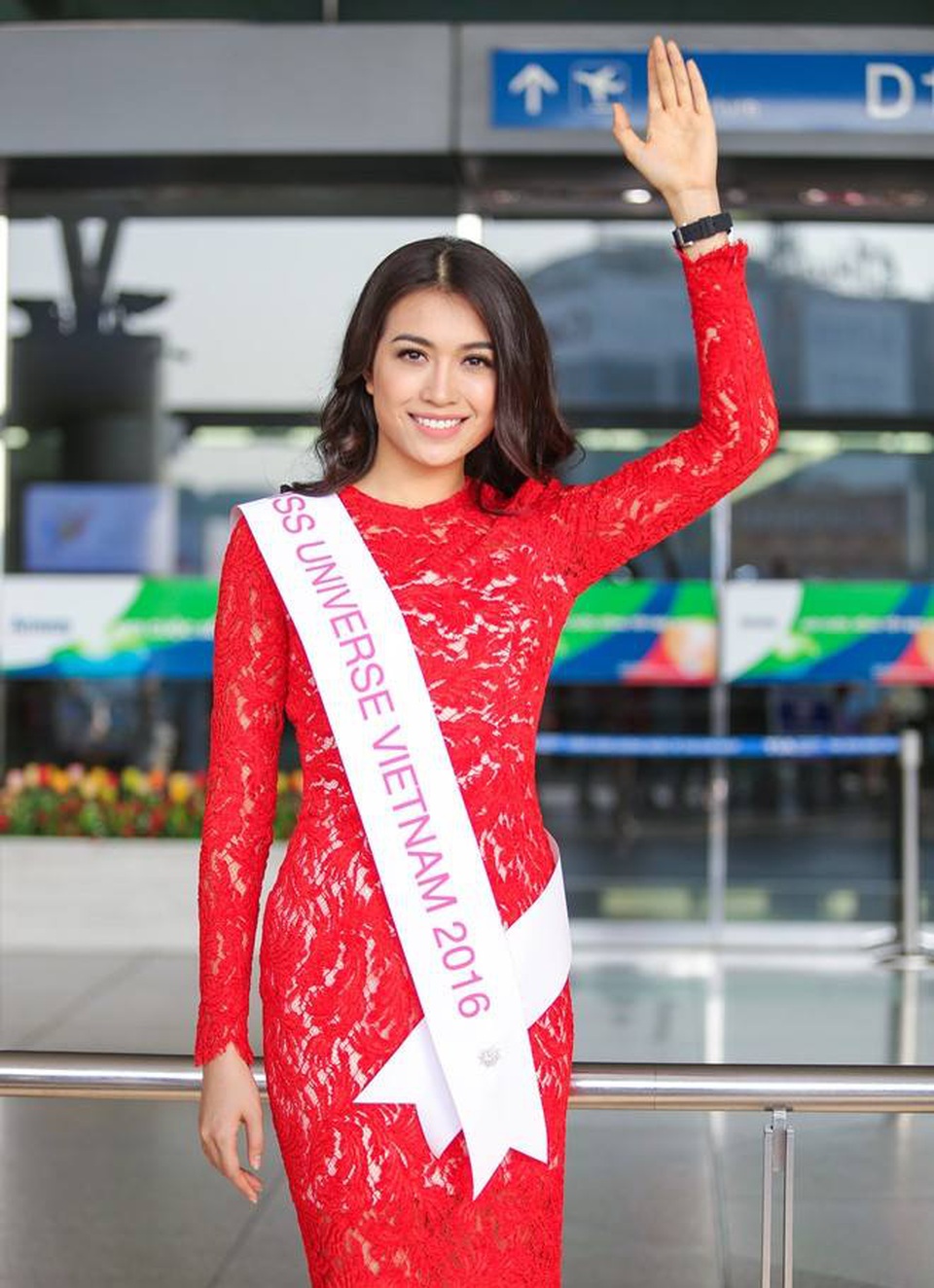 
Lệ Hằng của Việt Nam cũng đã có mặt tại Philippines để tham dự Hoa hậu hoàn vũ 2016
