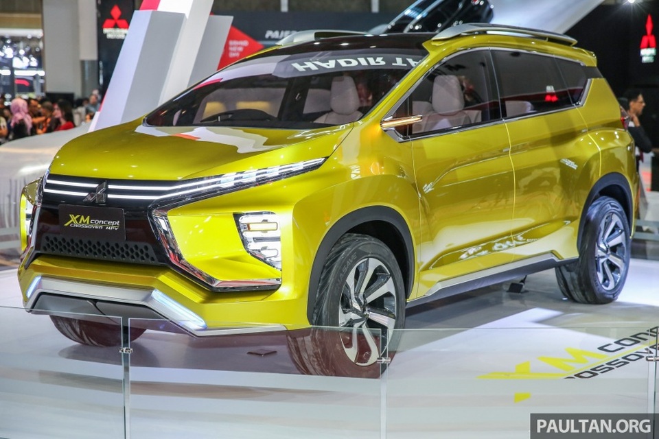 Những mẫu xe mới đáng chú ý nhất tại Triển lãm ô tô Indonesia 2017 - 6
Mitsubishi Pajero Sport hiện đã được lắp ráp tại Indonesia, gây bất ngờ khi được trang bị an toàn cao, bao gồm Hệ thống ngăn ngừa va chạm, cảnh báo điểm mù, hệ thống chống tăng tốc ngoài ý muốn và hệ thống điều khiển hành trình chủ động, cùng với 7 túi khí.
