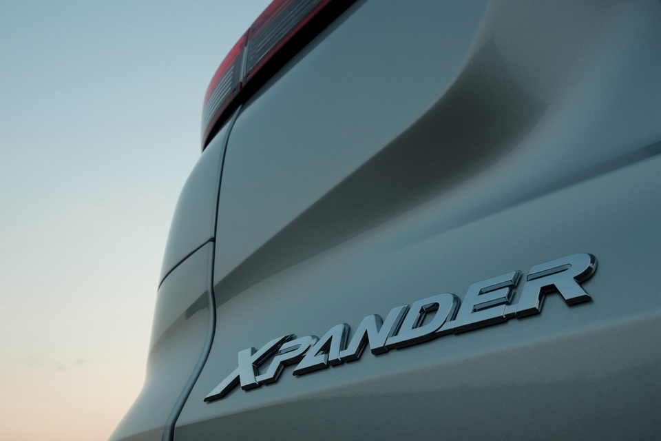 Mitsubishi Xpander chính thức trình làng, giá từ 320 triệu đồng - 18 Mitsubishi Xpander chính thức trình làng, giá từ 320 triệu đồng - 18
