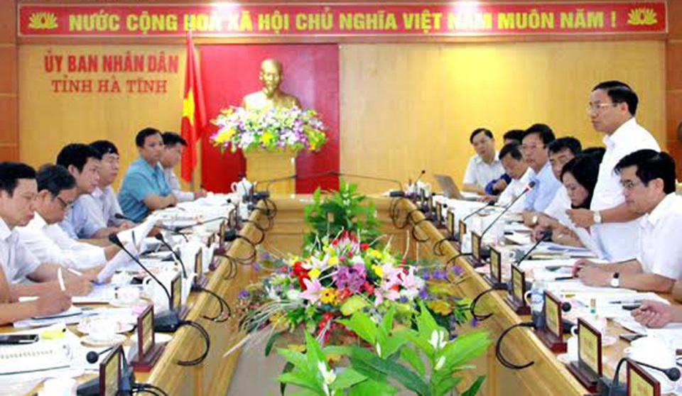 Hà Tĩnh đề nghị Trung ương xem xét dừng dự án mỏ sắt Thạch Khê - 4 Bí thư Tỉnh ủy Hà Tĩnh Lê Đình Sơn đề nghị Trung ương xem xét dừng dự án, khi nào có đủ điều kiện mới thực hiện.