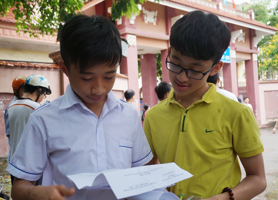 Nghệ An: Đề Toán dài và khó, thí sinh khó kiếm 7-8 điểm - 3 Cùng so lại đáp án sau buổi thi Toán