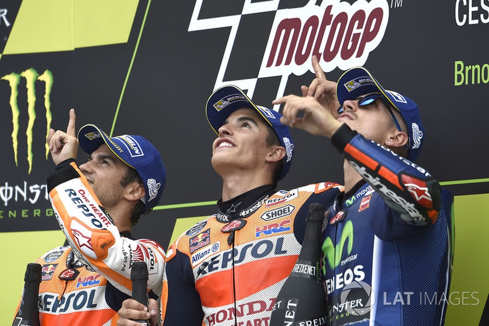 Chặng 10 MotoGP 2017: Chiến thắng đậm tính chiến thuật của Marquez - 15 Chặng 10 MotoGP 2017: Chiến thắng đậm tính chiến thuật của Marquez - 15