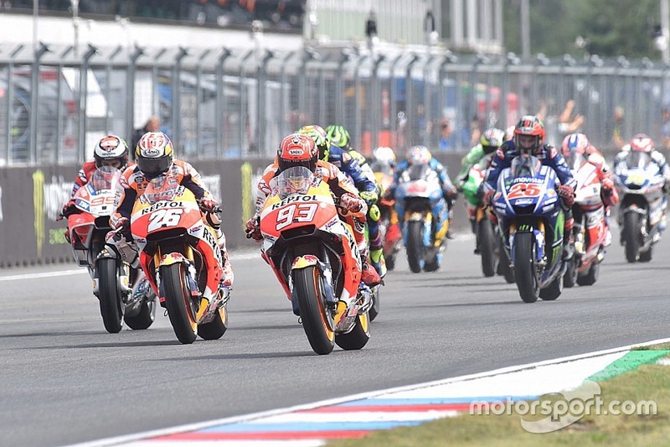 Chặng 10 MotoGP 2017: Chiến thắng đậm tính chiến thuật của Marquez - 2 Chặng 10 MotoGP 2017: Chiến thắng đậm tính chiến thuật của Marquez - 2