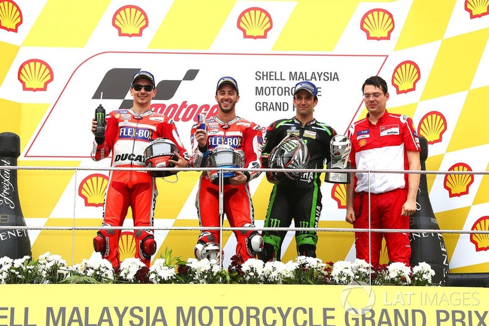 Dovizioso giành chiến thắng tại Sepang khiến Marquez không thể vô địch sớm - 5 Dovizioso giành chiến thắng tại Sepang khiến Marquez không thể vô địch sớm - 5