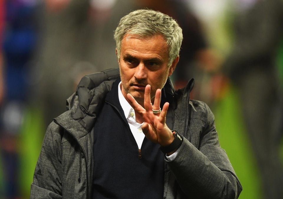 Sau C.Ronaldo, tới lượt HLV Mourinho bị cáo buộc trốn thuế - 1 HLV Mourinho bị cáo buộc trốn thuế