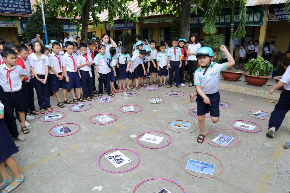 Hoạt động ngoại khoá dành cho học sinh trường tiểu học Ấp Đình - Hóc Môn