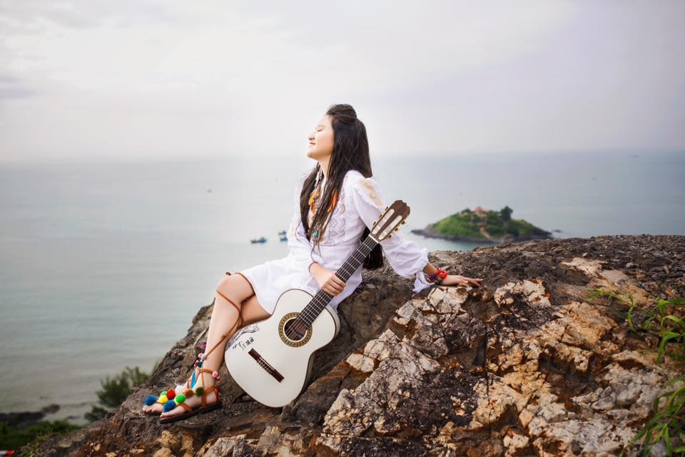 Những MV ca nhạc gây xúc động mùa Vu Lan - báo hiếu - 3 Tina Trần trong MV Papa.