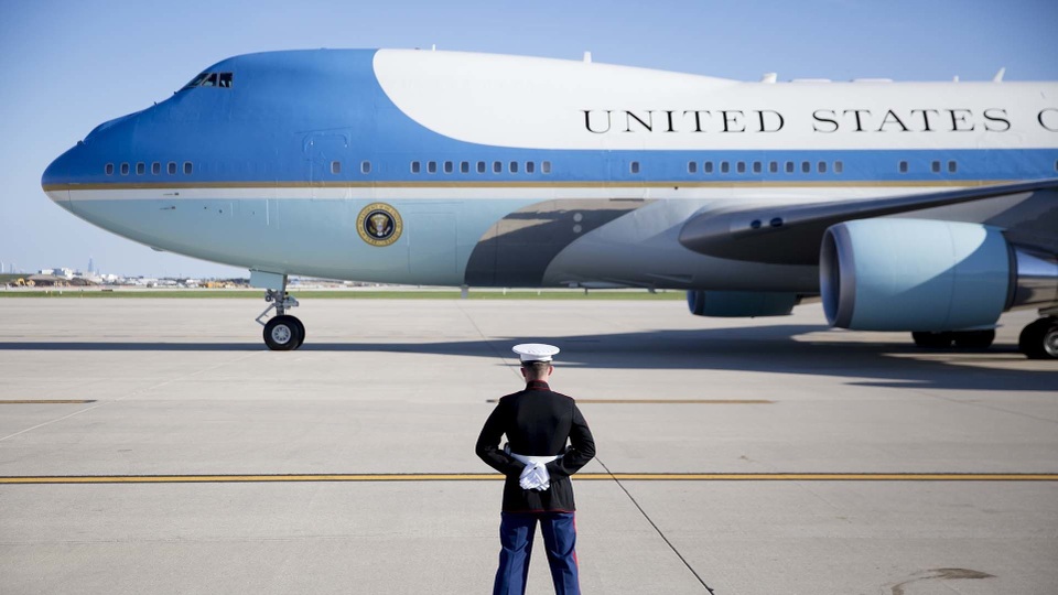 Mỹ tính mua máy bay cũ làm chuyên cơ cho Tổng thống Trump - 1
Chuyên cơ Air Force One của tổng thống Mỹ. (Ảnh: AFP)