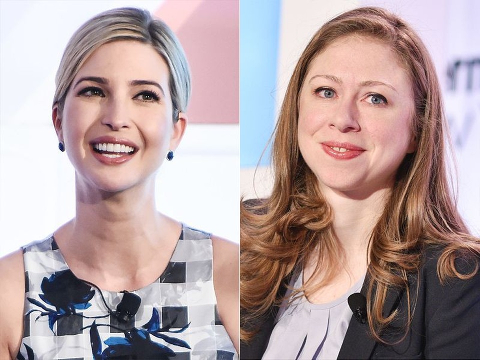 Con gái ông Trump bảo vệ ái nữ nhà Obama giữa “tâm bão” với bạn trai - 2 Ivanka Trump (trái) và Chelsea Clinton (Ảnh: People)