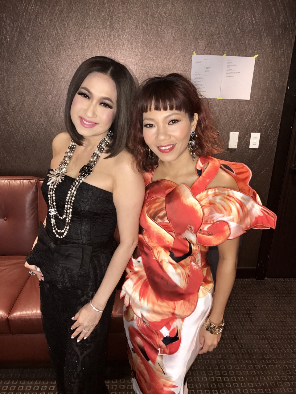 Diva Mỹ Linh, Hồng Nhung hội ngộ với diva Hà Trần tại Mỹ - 4 Diva Mỹ Linh, Hồng Nhung hội ngộ với diva Hà Trần tại Mỹ - 4