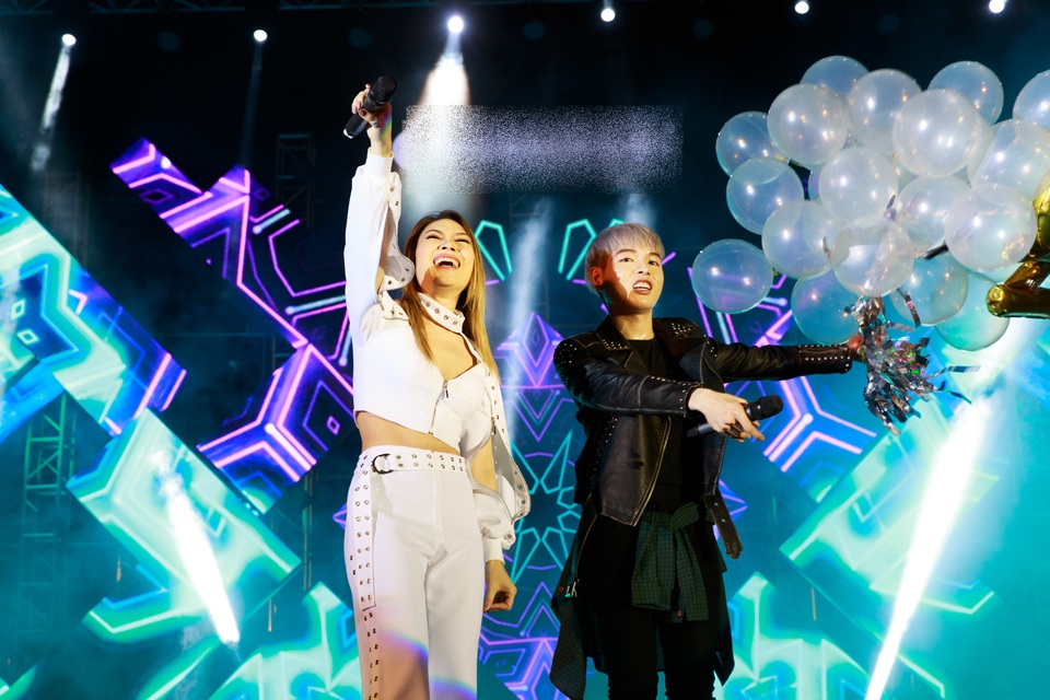 Đây là lần thứ hai trong tháng 9 Mỹ Tâm hội ngộ với khán giả Hà Thành. Sau đêm nhạc, cô sẽ tiếp tục gặp gỡ các fan tại một loạt sự kiện diễn ra vào những ngày cuối tuần ở cả Hà Nội, Hồ Chí Minh và Cần Thơ vào các ngày 10, 17 và 23/9.