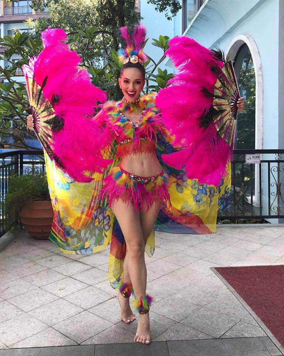 Những hình ảnh đầu tiên của Mỹ Linh tại cuộc thi Hoa hậu Thế giới 2017 - 17
Hoa hậu Brazil