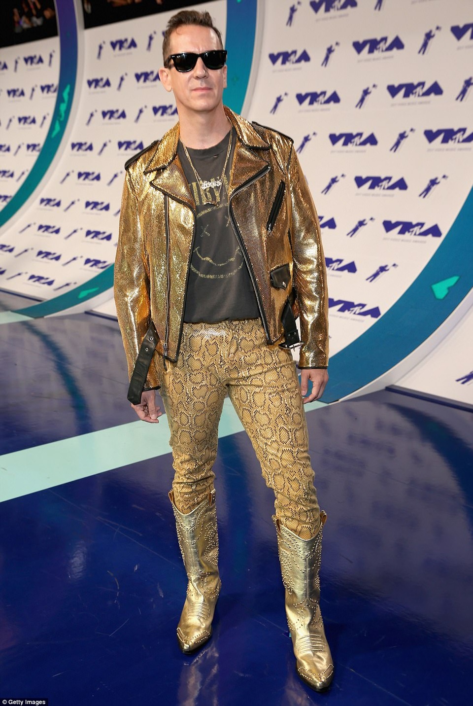 Những thảm họa thời trang tại lễ trao giải VMA - 14
Jeremy Scott