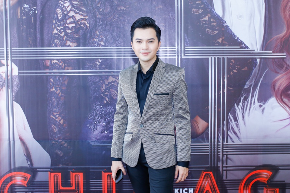 “Bà mối” Cát Tường bỏ show, bán đất theo đuổi nhạc kịch - 6 Ca sĩ Nam Cường