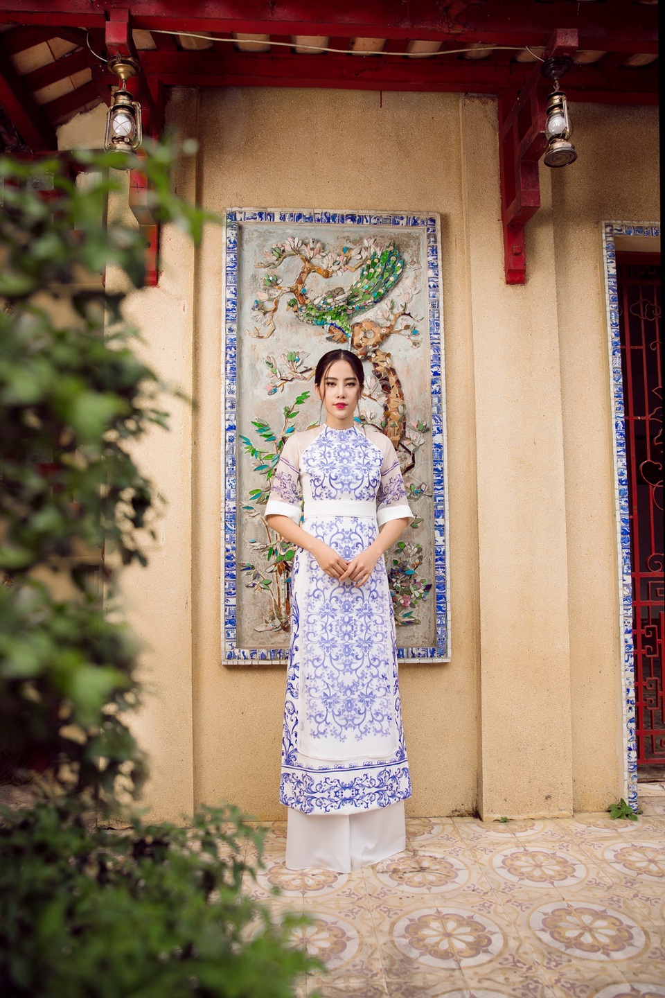 “Ảnh hậu” Trái đất Nam Em đẹp thuần khiết với áo dài trắng - 13 “Ảnh hậu” Trái đất Nam Em đẹp thuần khiết với áo dài trắng - 13